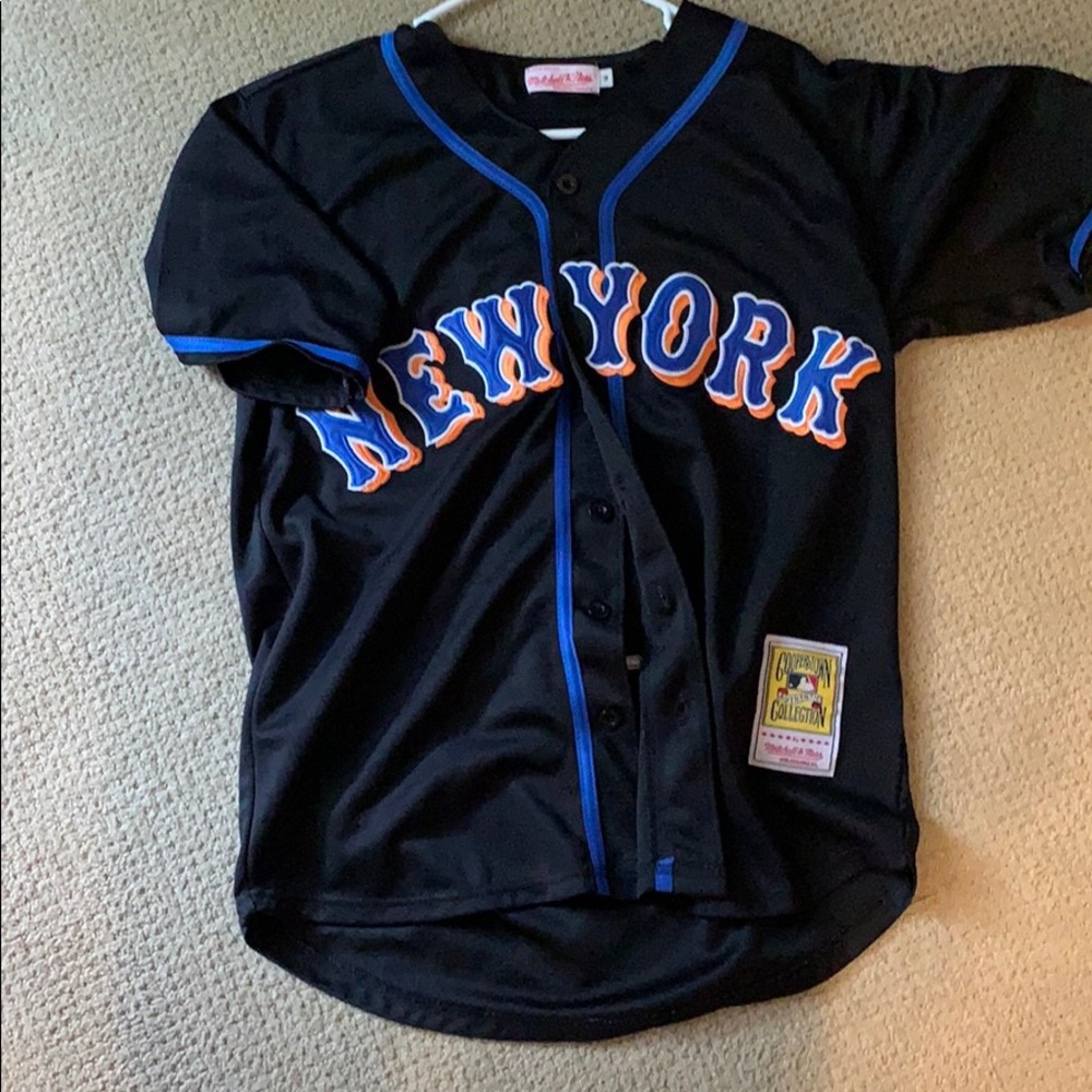 Retro New York Mets baseball jersey